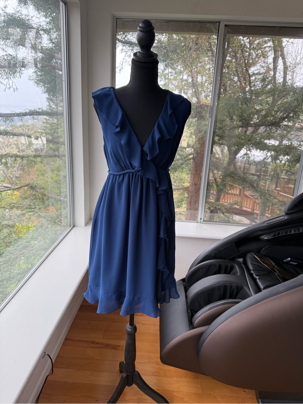 LIKE NEW Max Studio Navy Blue Ruffle Dress XS Summer Wedding Guest Cocktail
